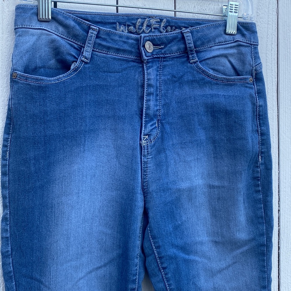 Wallflower Jeans - Picture 4 of 13